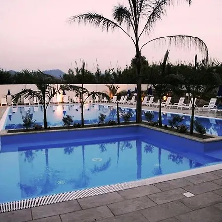 Salicamp Boschetto Holiday Terme Vigliatore
